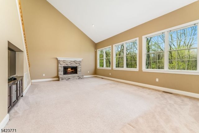 61 Albert Dr, Union Twp., NJ 08809