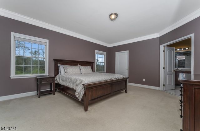 61 Albert Dr, Union Twp., NJ 08809