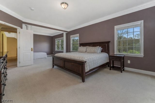 61 Albert Dr, Union Twp., NJ 08809