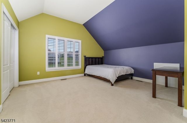 61 Albert Dr, Union Twp., NJ 08809