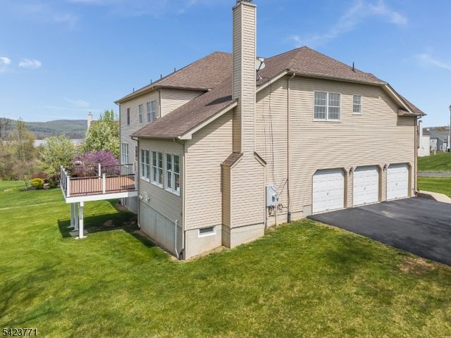 61 Albert Dr, Union Twp., NJ 08809
