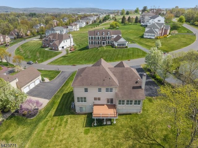 61 Albert Dr, Union Twp., NJ 08809