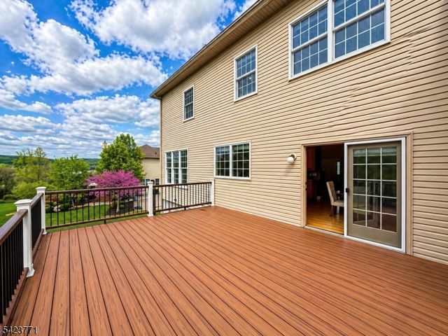 61 Albert Dr, Union Twp., NJ 08809
