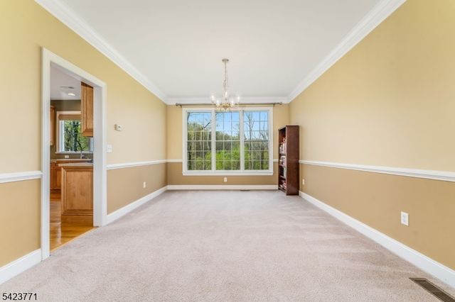 61 Albert Dr, Union Twp., NJ 08809