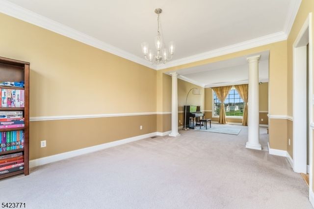 61 Albert Dr, Union Twp., NJ 08809