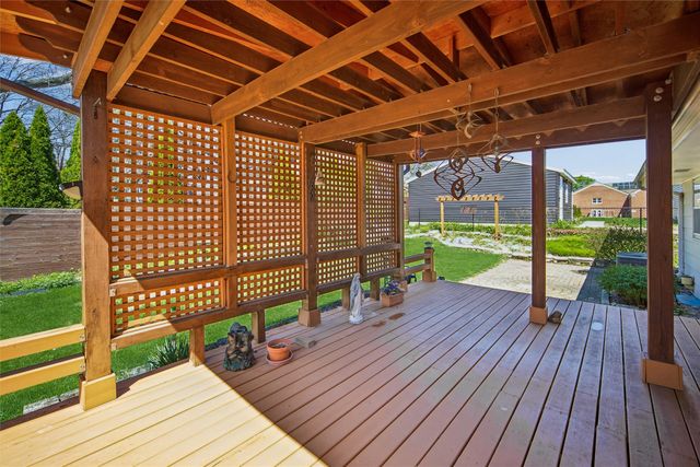 3404 70th Street, Urbandale, IA 50322