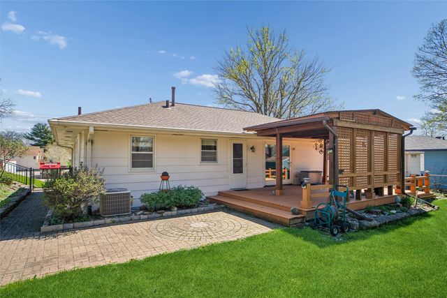 3404 70th Street, Urbandale, IA 50322