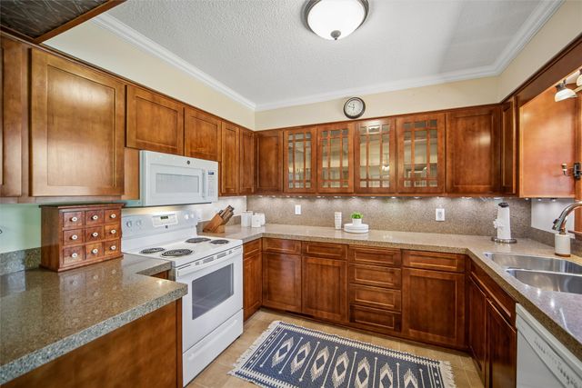 3404 70th Street, Urbandale, IA 50322