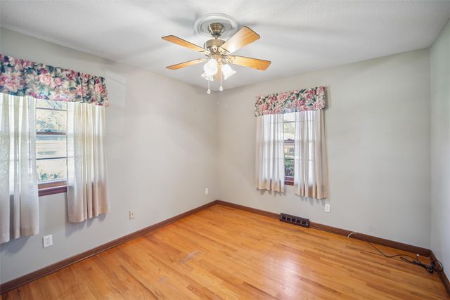 3404 70th Street, Urbandale, IA 50322