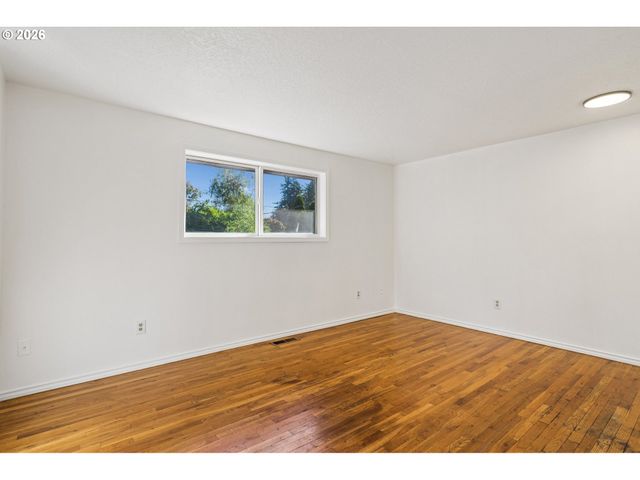 1126 Ne 176TH Ave, Portland, OR 97230