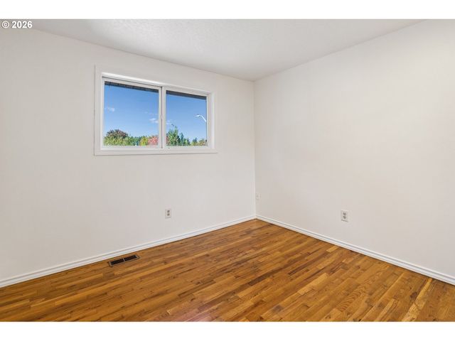 1126 Ne 176TH Ave, Portland, OR 97230