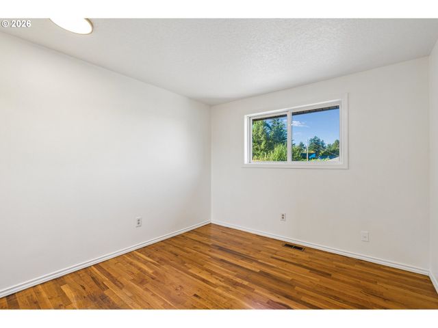 1126 Ne 176TH Ave, Portland, OR 97230