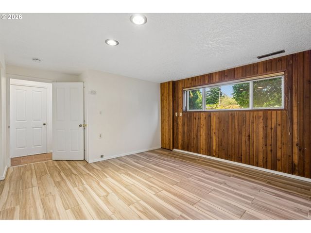 1126 Ne 176TH Ave, Portland, OR 97230