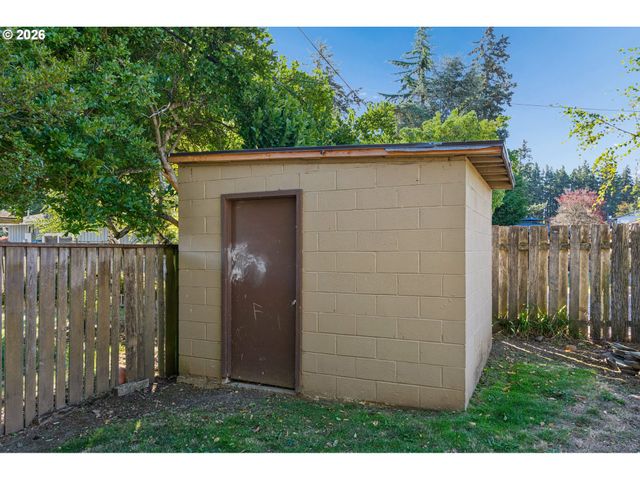 1126 Ne 176TH Ave, Portland, OR 97230