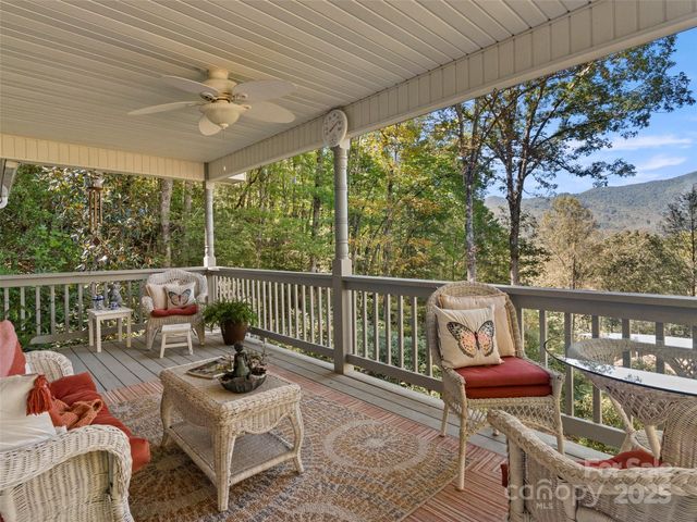 296 Ivy Ridge Circle, Sylva, NC 28779