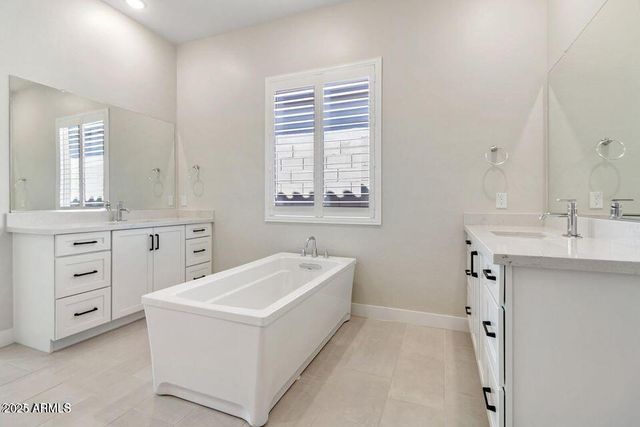 21387 W MEADOWBROOK Avenue, Buckeye, AZ 85396