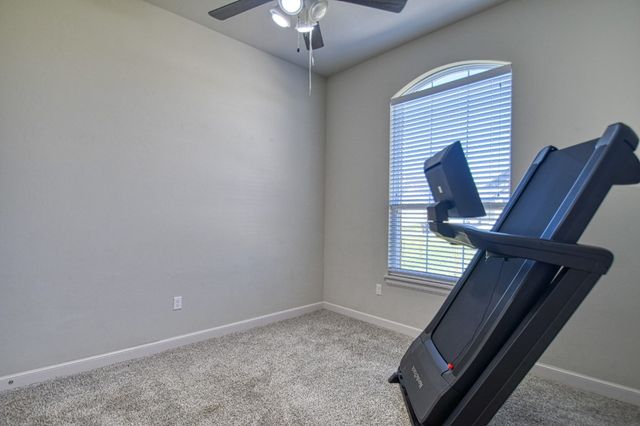 2109 Valley Hollow, Norman, OK 73071