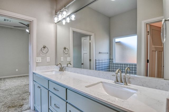 2109 Valley Hollow, Norman, OK 73071