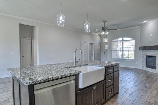 2109 Valley Hollow, Norman, OK 73071