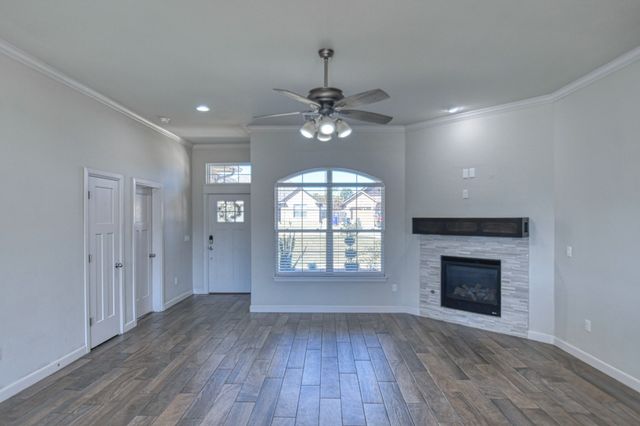 2109 Valley Hollow, Norman, OK 73071