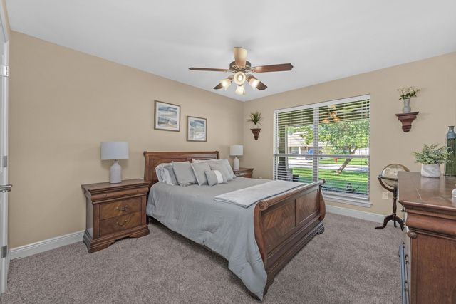 6052 Blair Circle, Gulf Breeze, FL 32563