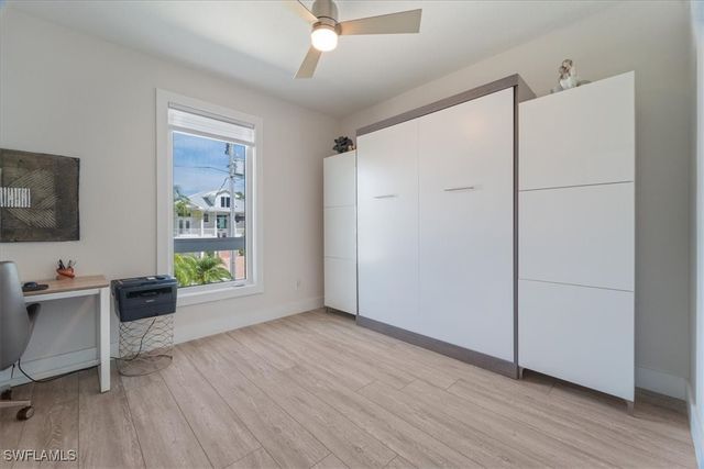 1282 Venetian WAY, Naples, FL 34110