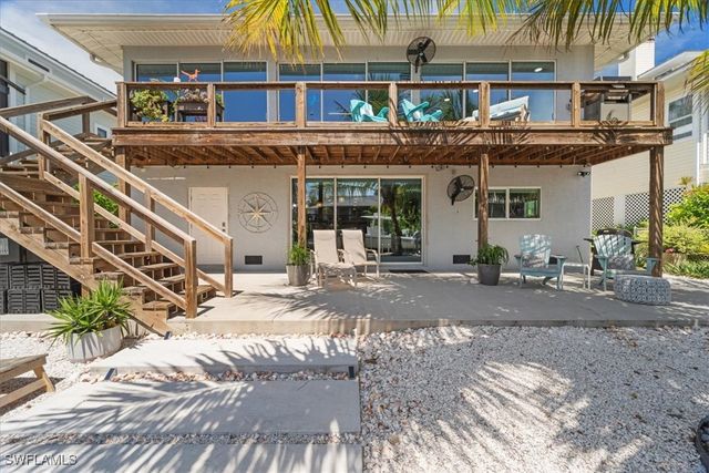 1282 Venetian WAY, Naples, FL 34110