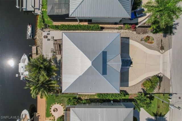 1282 Venetian WAY, Naples, FL 34110