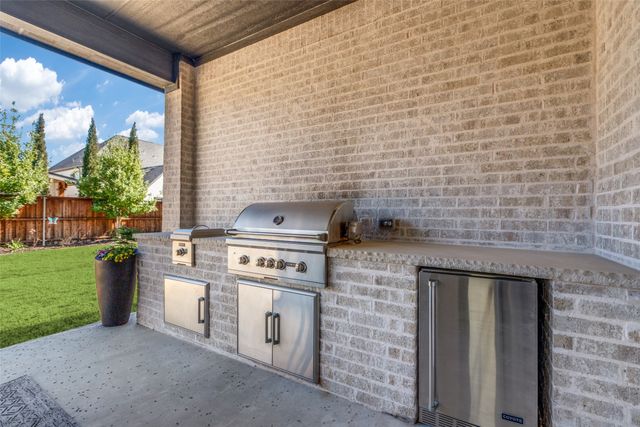 6194 Loxton Boulevard, Frisco, TX 75034