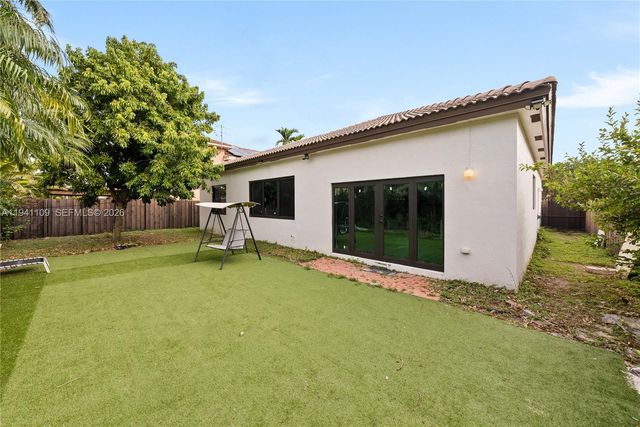 918 NE 36th Ave, Homestead, FL 33033