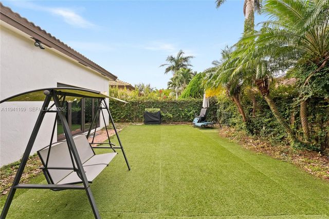 918 NE 36th Ave, Homestead, FL 33033