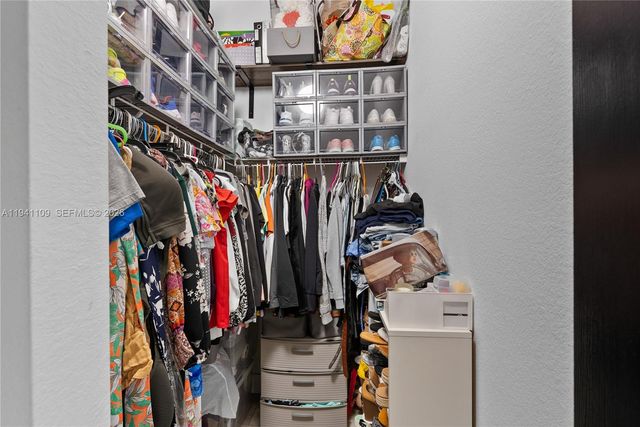 918 NE 36th Ave, Homestead, FL 33033