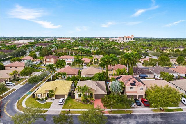 918 NE 36th Ave, Homestead, FL 33033