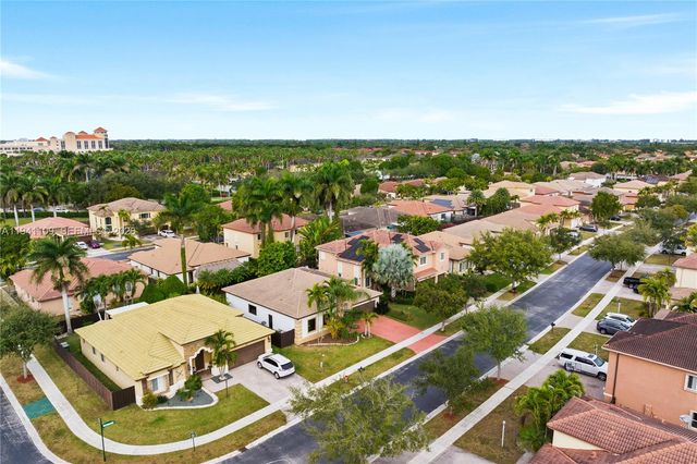 918 NE 36th Ave, Homestead, FL 33033