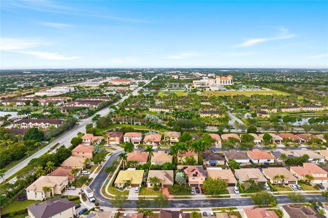 918 NE 36th Ave, Homestead, FL 33033