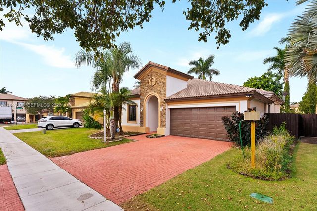 918 NE 36th Ave, Homestead, FL 33033