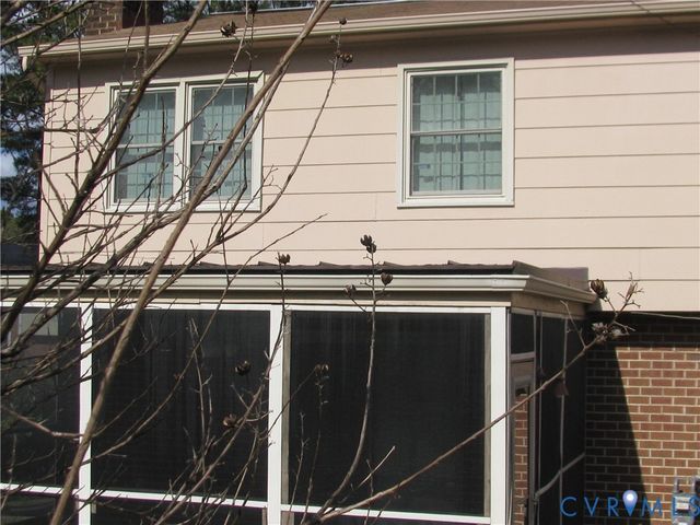 220 Greenwood Dr, Petersburg, VA 23805