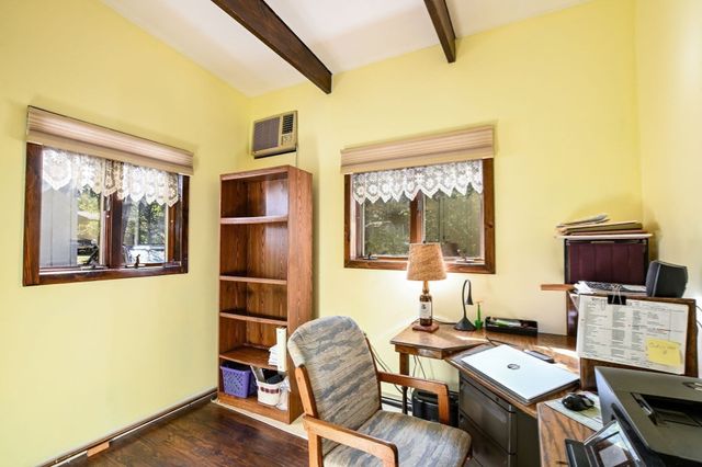 84 Lakewood Dr, Mashpee, MA 02649