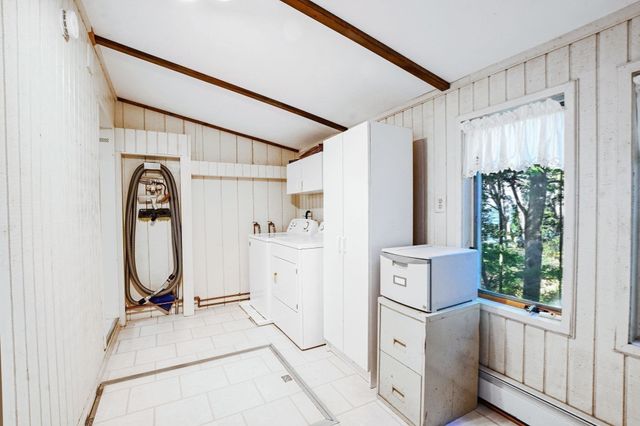 84 Lakewood Dr, Mashpee, MA 02649