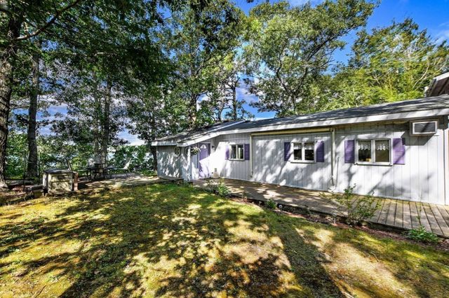 84 Lakewood Dr, Mashpee, MA 02649