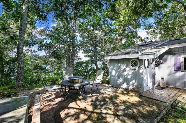 84 Lakewood Dr, Mashpee, MA 02649