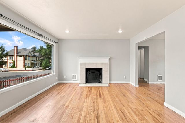 1203 S Walnut St, Spokane, WA 99204