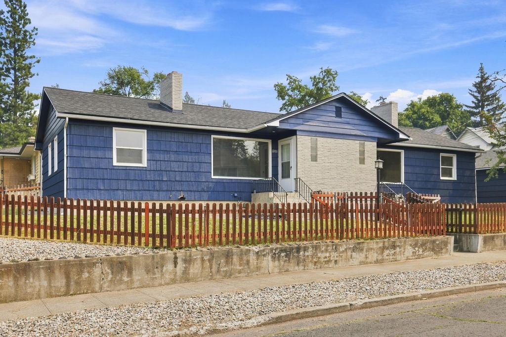 1203 S Walnut St, Spokane, WA 99204 photo 4