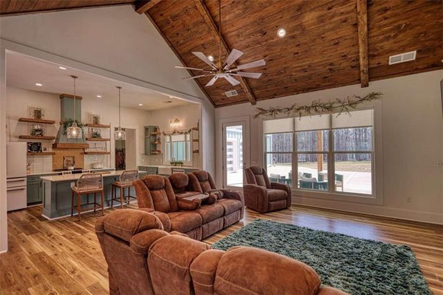 1260 Jones Wood Lane, Good Hope, GA 30641