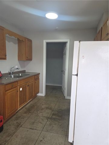 3001 Lewis St C, Corpus Christi, TX 78404