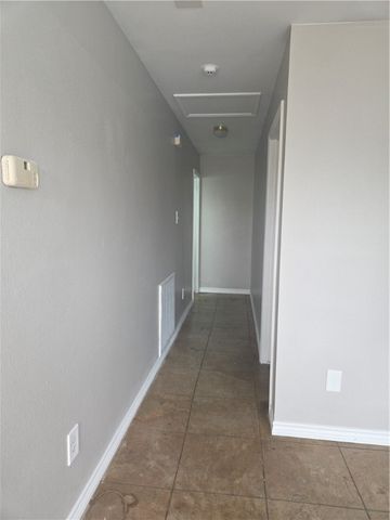 3001 Lewis St C, Corpus Christi, TX 78404