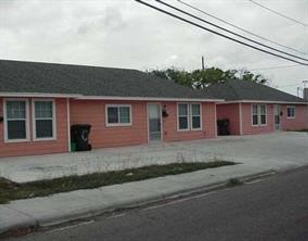 3001 Lewis St C, Corpus Christi, TX 78404