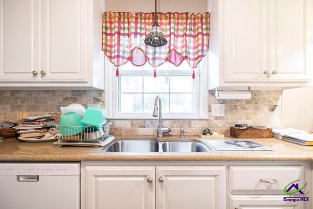 116 Brown Drive, Warner Robins, GA 31093