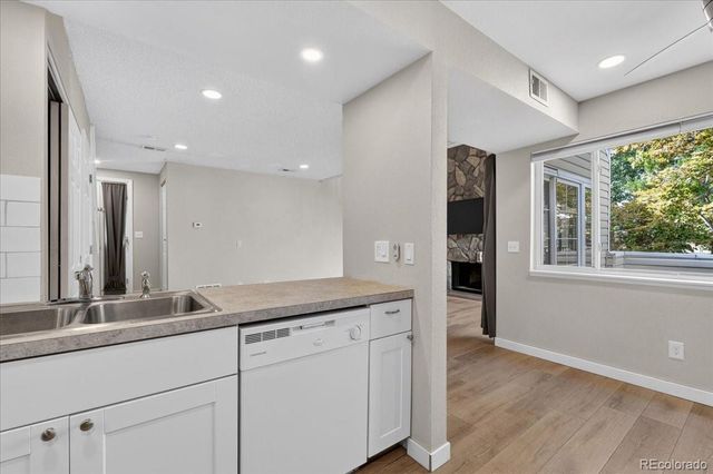 2614 S Xanadu Way C, Aurora, CO 80014