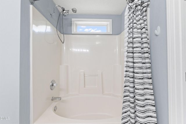 408 Stonecreek Drive, Apex, NC 27539